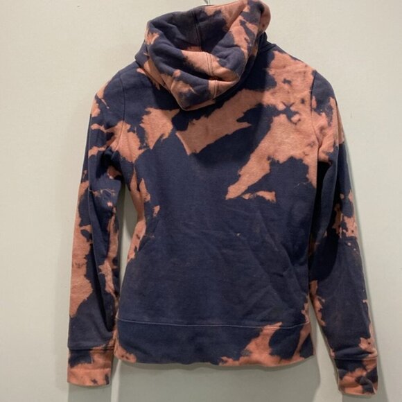 The North Face Hoodie - Picture 12 of 15